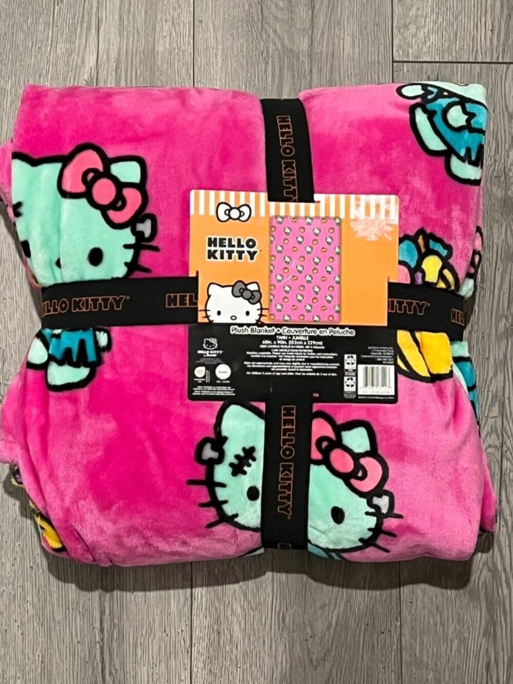 HELLO KITTY TWIN Throw Blanket 60x90 Pink Frankenstein Pumpkin Halloween Viral
